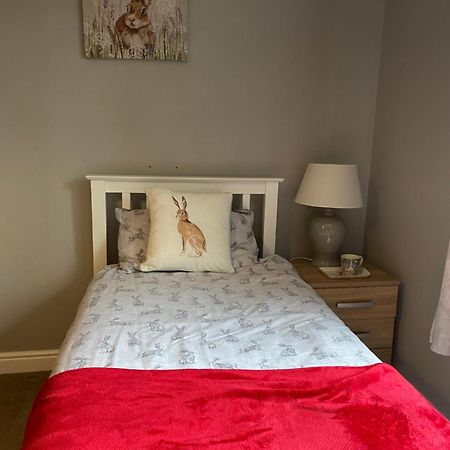 Little Hare Lodge - Spacious 2 Bedroom Attached Bungalow Woodhall Spa Ngoại thất bức ảnh
